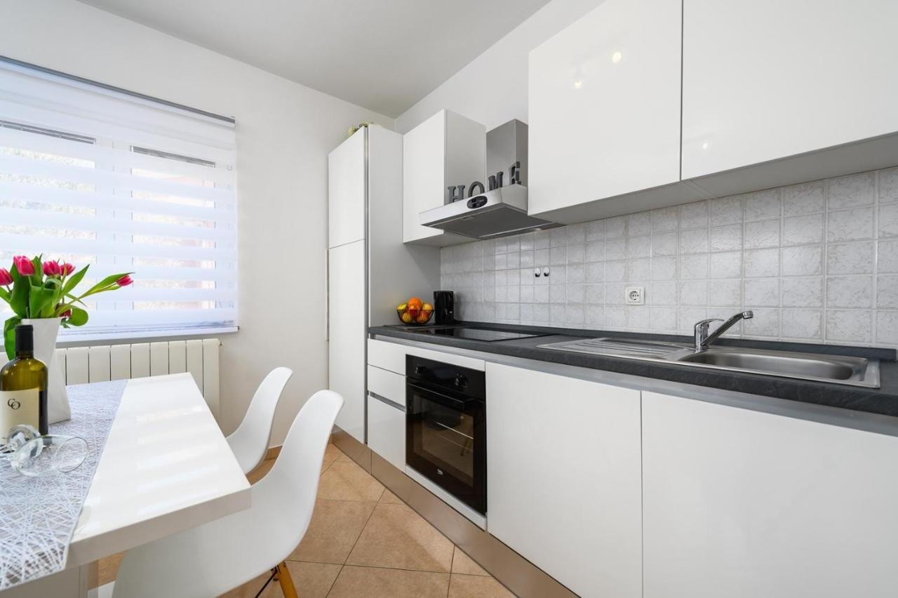 Bozica House With Apartments Murine Extérieur photo