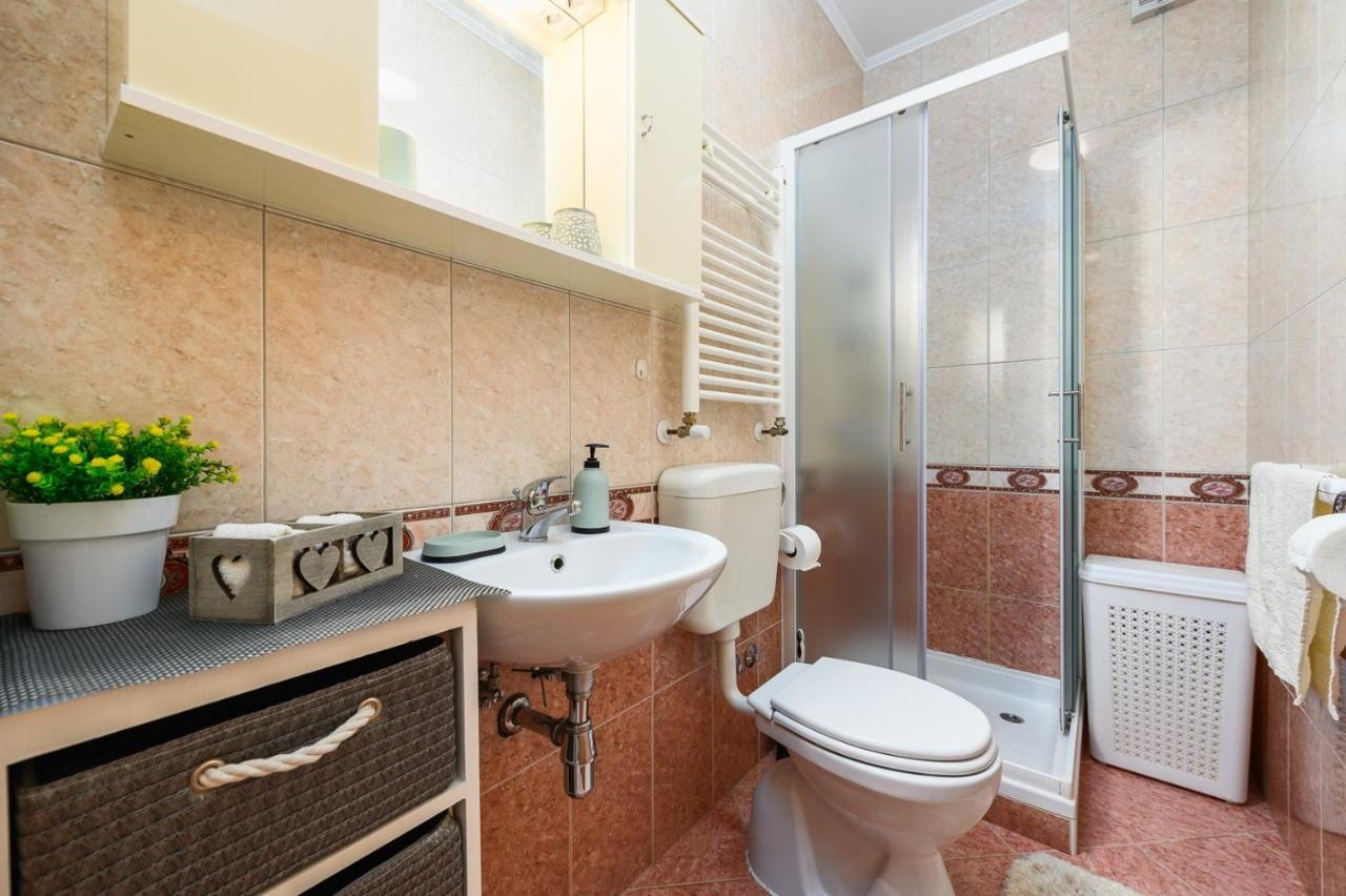 Bozica House With Apartments Murine Extérieur photo